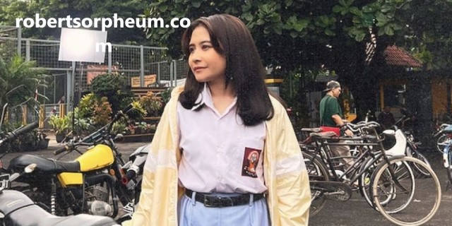 Berperan Remaja di Film Gita Cinta dari SMA, Prilly Latuconsina Dihujat Netizen